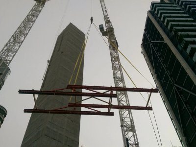 crane lifting operation